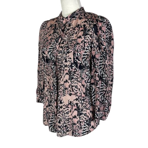 See by Chloe Button Down Silk Blouse 3/4 Sleeve Roped Shoulder Collarless Size 2 - Picture 4 of 6